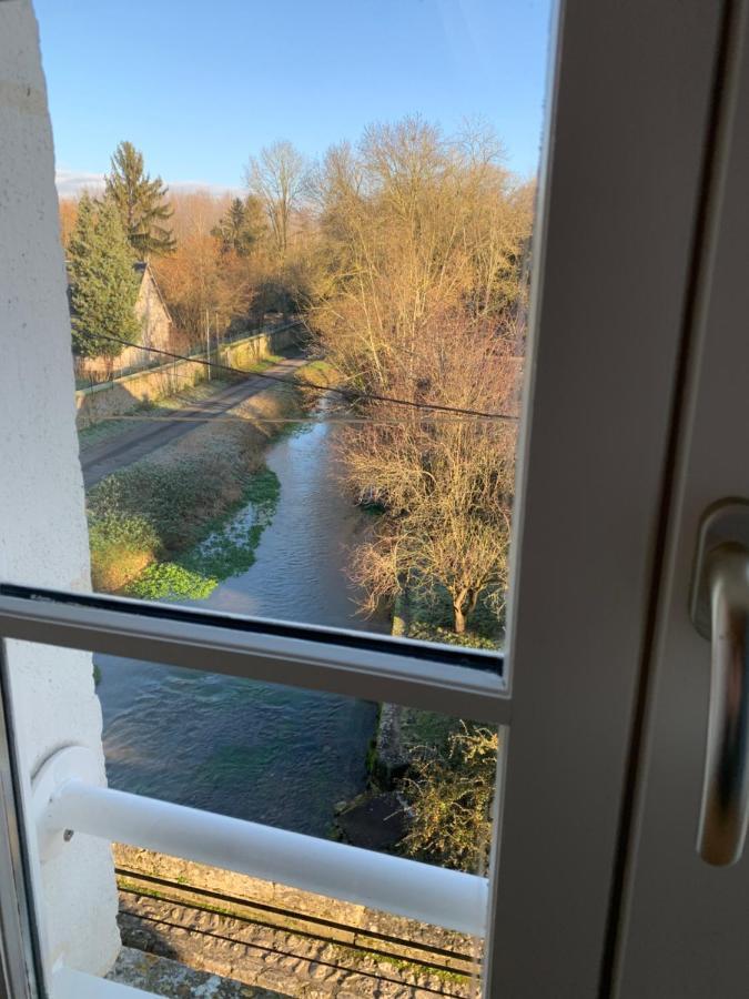 Le Moulin Des 2 Roues Apartment Мьон-сюр-Лоар Екстериор снимка